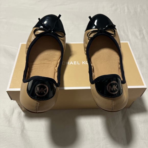 Michael Kors City Ballet - Toffee Flats - Picture 3 of 4